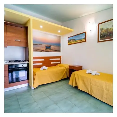 Villaggio MARLUSA 4*